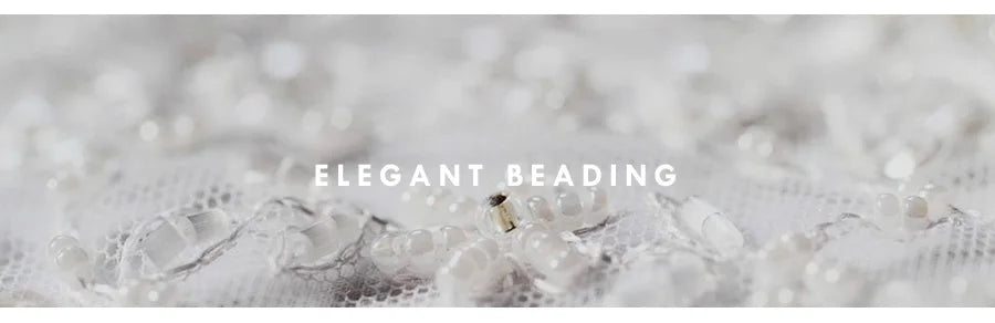 Robe de soirée courte blanche personnalisée Amanda, en dentelle fleurie, brodée, à lacets, bretelles spaghetti, tenue de soirée