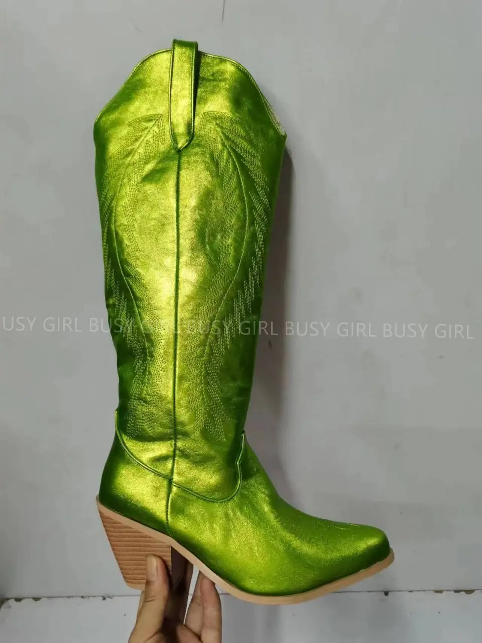 Bottes métallisées rose vif pour femme, chaussures d'hiver 2023, bottes hautes brodées à la mode, bottes de cowboy pour dames, SC4840