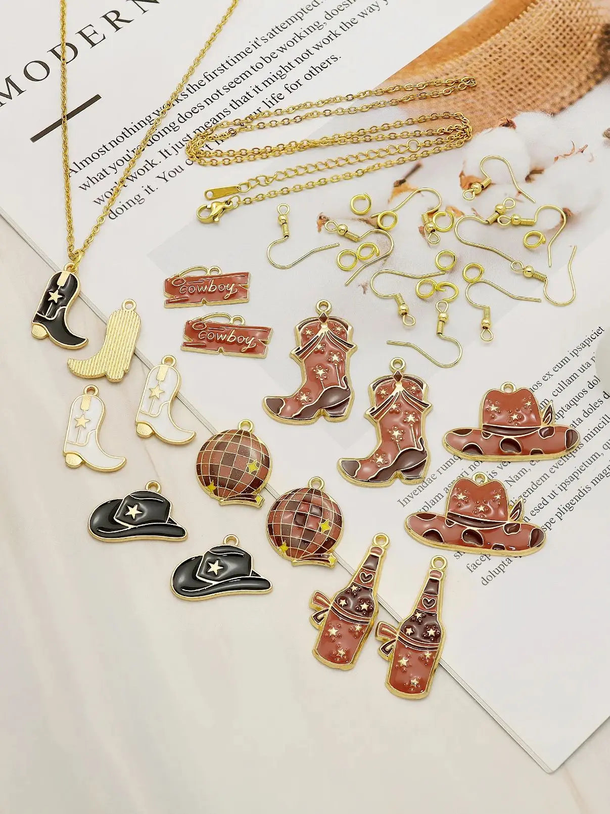 Pendentif Cowboy Western DIY Fabrication artisanale de bijoux pour boucles d'oreilles Bracelet Collier Émail Chapeau Cowgirl Bottes Breloques Accessoires
