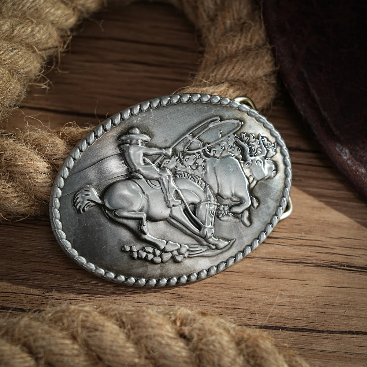 Boucle de ceinture western vintage avec initiales, motif cowboy et rodéo, grande tête de mort argentée, pour homme et femme