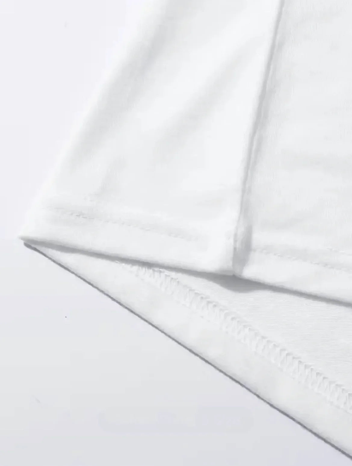 Chemise western en détresse, imprimé dessin animé tendance, nouveau style d'été, voyage et loisirs, col rond, haut basique et polyvalent pour femme, imprimé T-S