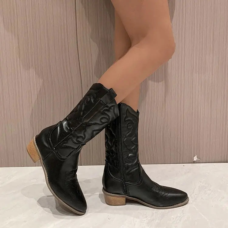 Bottes de cowboy western pour femmes, chaussures roses brillantes métalliques brodées à bout pointu et à talons aiguilles, disponibles en dropshipping.