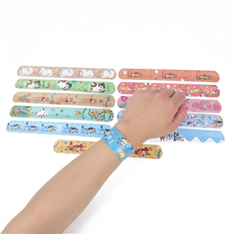 Bracelet mignon à faire soi-même, dessin animé, une variété de personnages de poupées animées, jouets éducatifs pour enfants, cadeau d'anniversaire