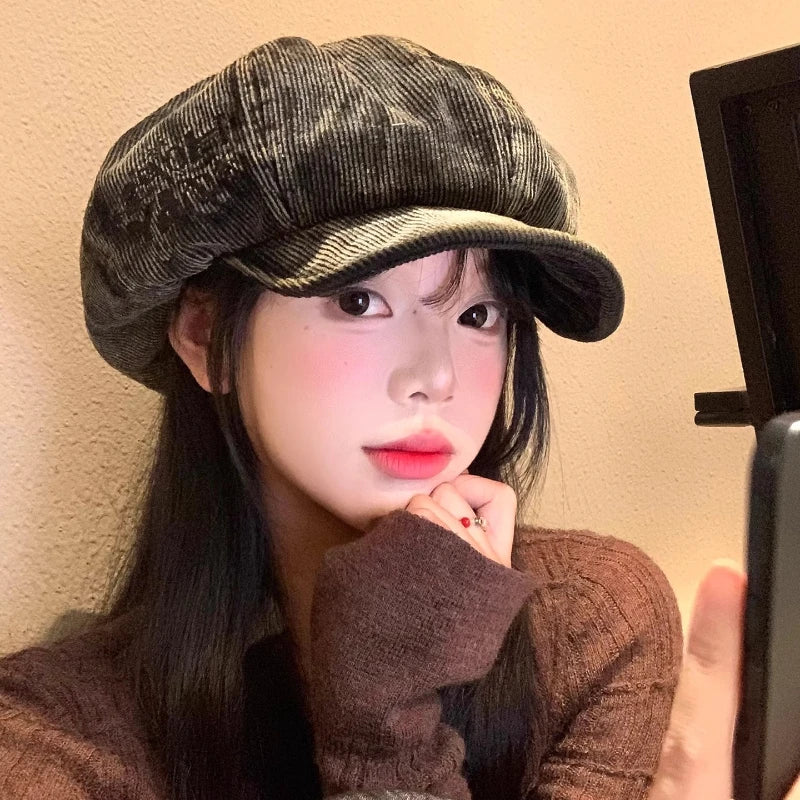 Bérets en velours côtelé rétro brodés avec lettres mignonnes pour femmes, petit chapeau de peintre littéraire polyvalent et décontracté pour printemps et automne