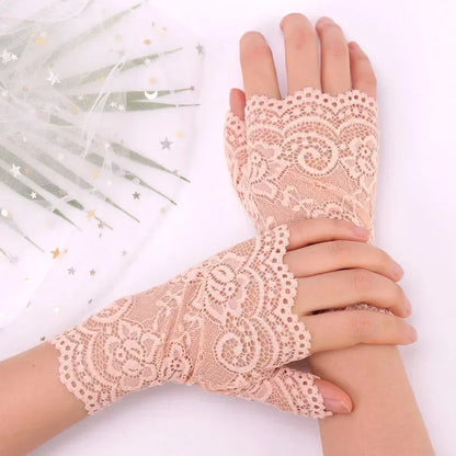 1 Pair Summer Autumn Sexy Lace Gloves Girls Women Sunscreen Short Gloves Fingerless Driving Gloves Half Finger Mittens Elastic