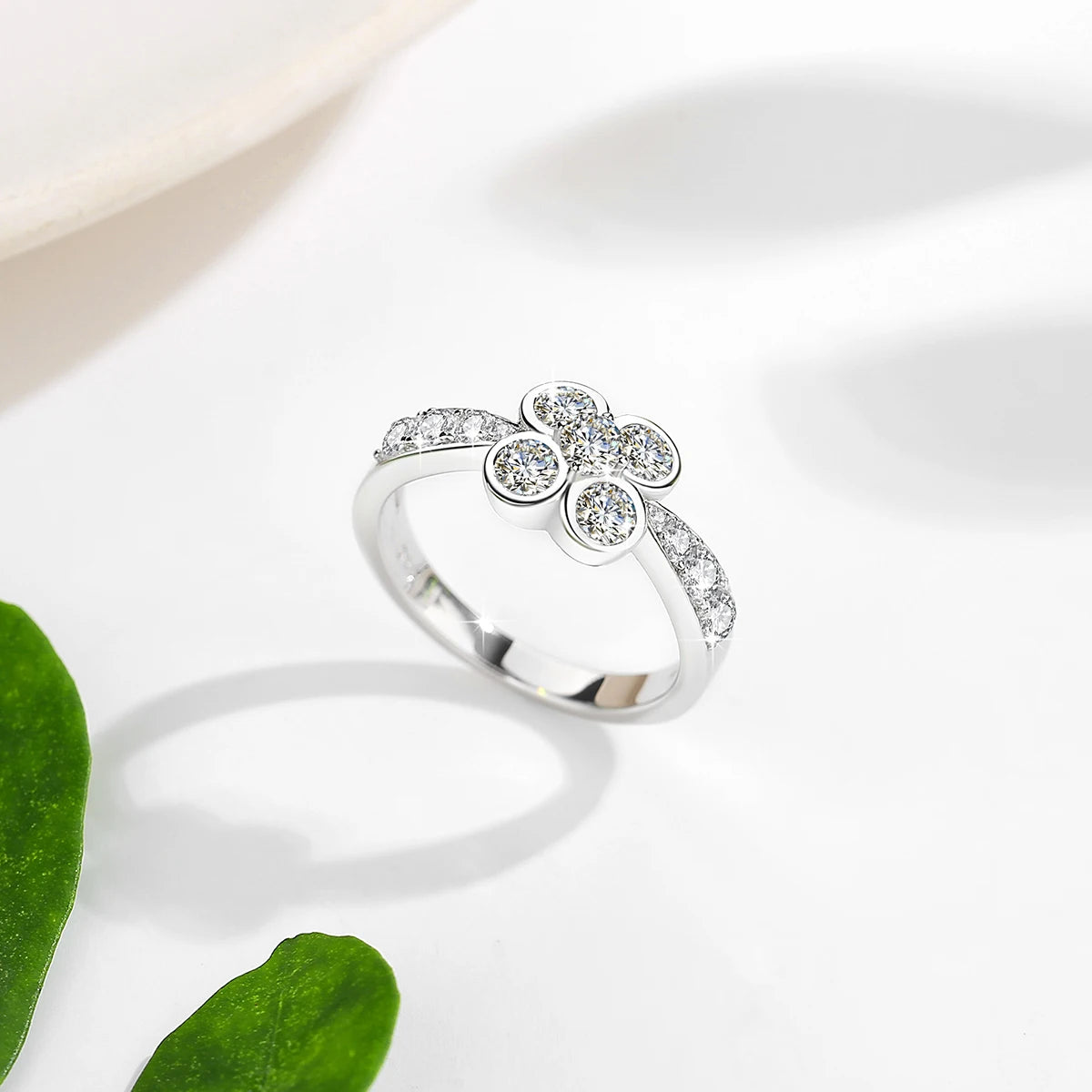 0.9CT Moissanite Ring for Women D VVS1 Round Diamond Double Halo Ring Engagement Christmas 925 Sterling Silver Wedding