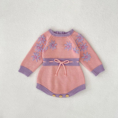 New autumn clothing for babies aged 0-2, cute baby girl color blocked long sleeved jumpsuit