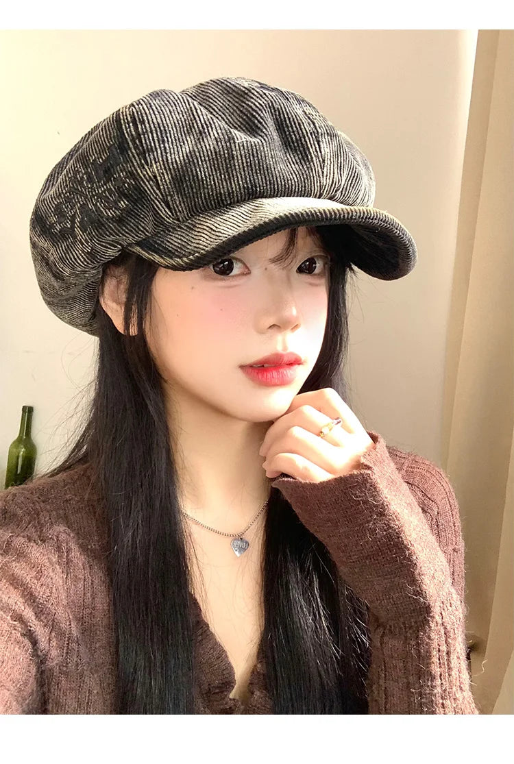 Bérets en velours côtelé rétro brodés avec lettres mignonnes pour femmes, petit chapeau de peintre littéraire polyvalent et décontracté pour printemps et automne