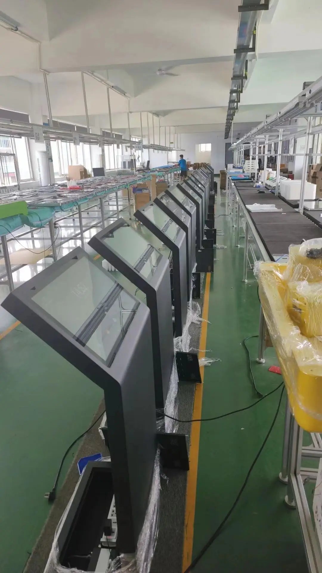 21.5 32 43 pouces centre commercial Android écran tactile interactif affichage de signalisation numérique support de sol Lcd kiosque d'auto-service