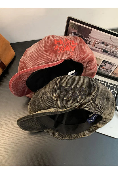 Bérets en velours côtelé rétro brodés avec lettres mignonnes pour femmes, petit chapeau de peintre littéraire polyvalent et décontracté pour printemps et automne
