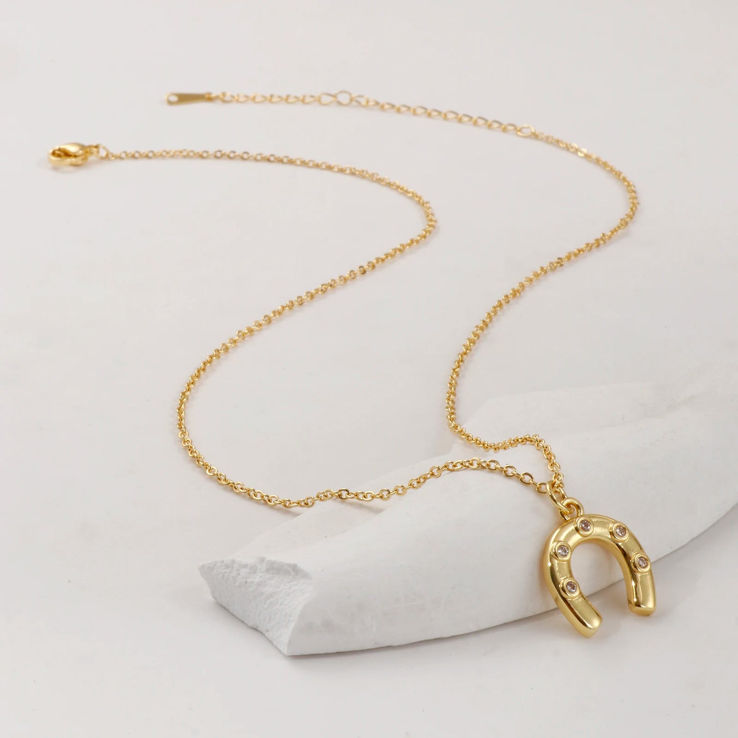 1 Piece Stylish West Cowboy 18K Real Gold Plated Brass Link Cable Chain Luck Horseshoe Pendant Charm Necklace For Women Gift