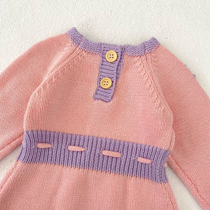 New autumn clothing for babies aged 0-2, cute baby girl color blocked long sleeved jumpsuit