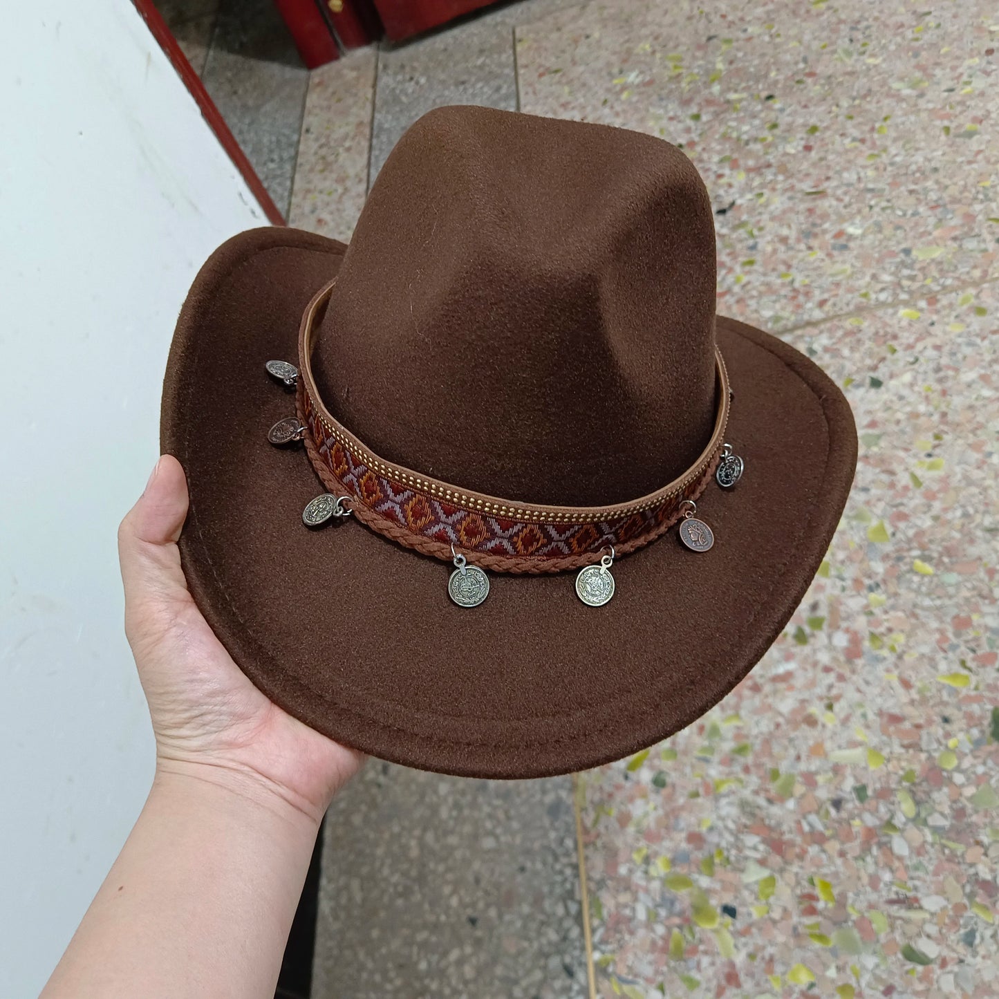 Chapeau de cowboy de style ethnique, tendance, chic, unisexe, couleur unie, avec décoration en forme de taureau, style western
