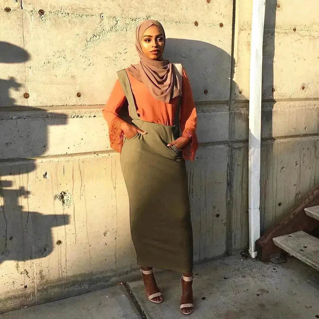 Oversized Middle Eastern Arab  Sling Skirt