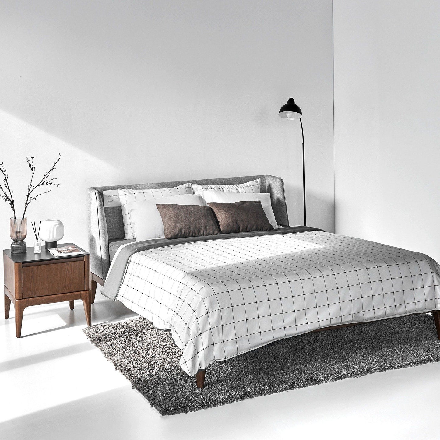 Scarlet Modern Ash Wood Nightstand